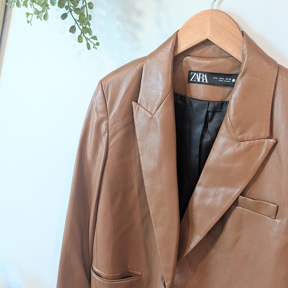 Zara Women's Oversized Tan Faux Leather Blazer Size Small - Picture 2 of 11